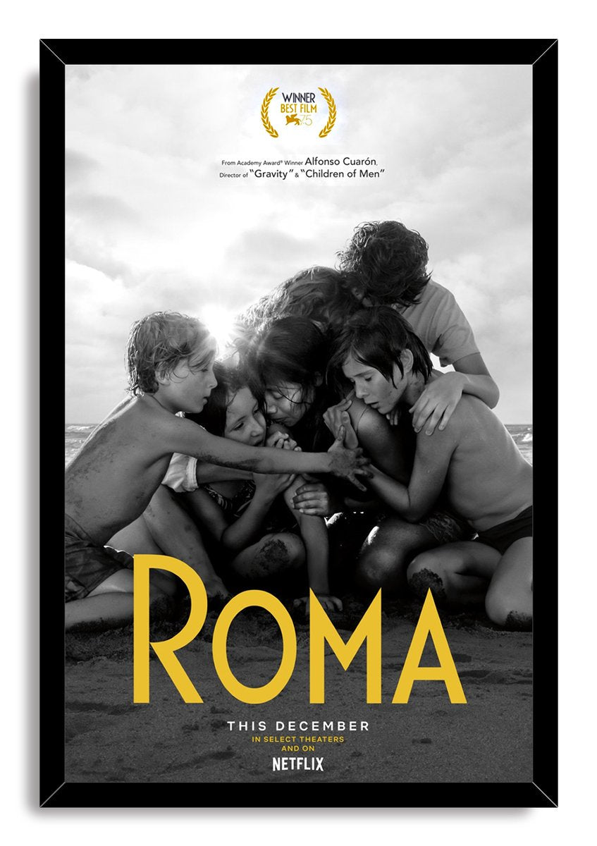 Roma Movie Beach Embrace Decorative Painting (paper and canvas) art poster printing print