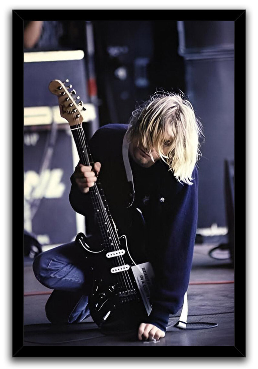 Nirvana - Kurt Cobain Kneeling On Stage Music (Paper and Canvas) Art Poster Printing Print