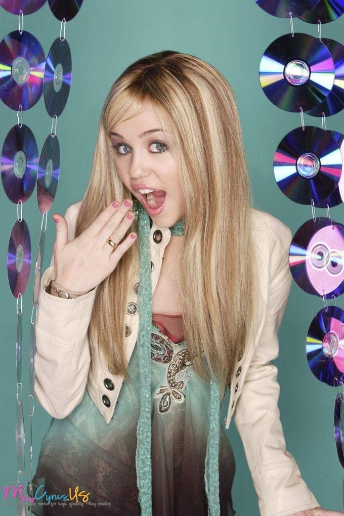 Hannah Montana Season 4 TV Show Poster (paper and canvas) art poster printing print